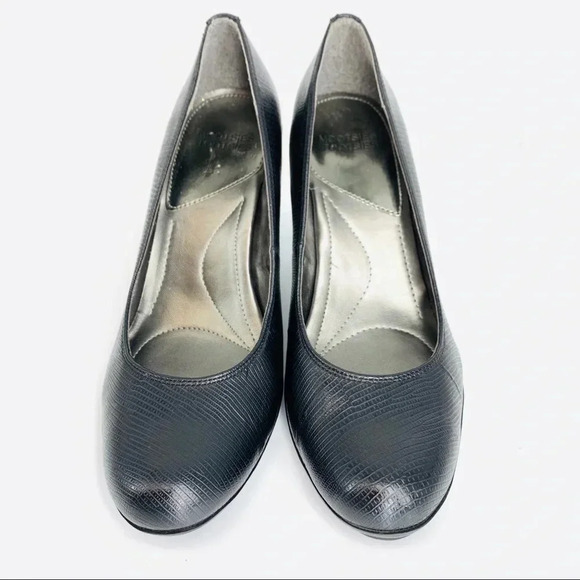 Mootsies Tootsies snakeskin print block heels - Picture 4 of 7